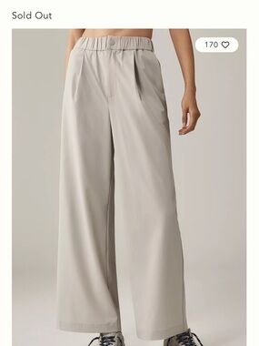 Varley Wide-Leg High-Rise Pants in Light Taupe